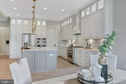 Kitchen - 6654 Chilton Ct, Mclean, VA 22101 photo 6 of 6