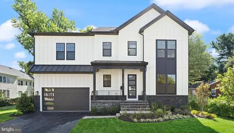 6654 Chilton Ct, Mclean, VA 22101