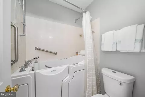8104 Chars Landing Ct, Springfield, VA 22153 photo 46