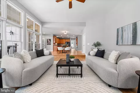 8104 Chars Landing Ct, Springfield, VA 22153 photo 22