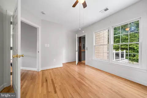 8104 Chars Landing Ct, Springfield, VA 22153 photo 48