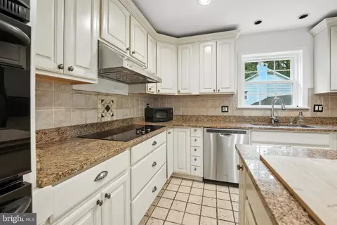 12134 Stirrup Rd, Reston, VA 20191 photo 13