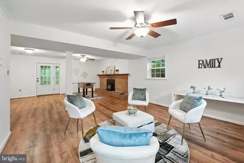 12134 Stirrup Rd, Reston, VA 20191 photo 32