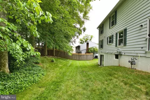 Exterior - 7818 Roundabout Way, Springfield, VA 22153 photo 5 of 6