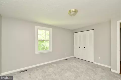 Bedroom - 7818 Roundabout Way, Springfield, VA 22153 photo 6 of 8