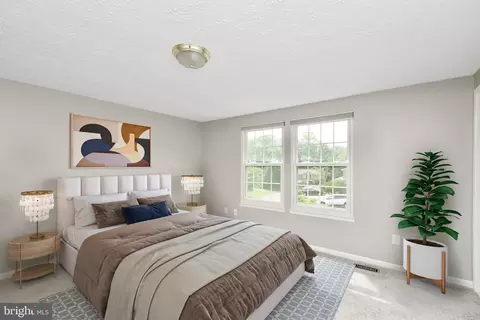 Bedroom - 7818 Roundabout Way, Springfield, VA 22153 photo 2 of 8