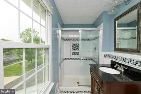 Bath - 7818 Roundabout Way, Springfield, VA 22153 photo 1 of 3