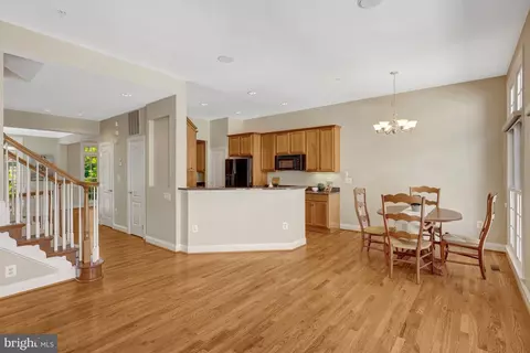 Other - 1650 Colonial Hills Dr, Mclean, VA 22102 photo 3 of 8
