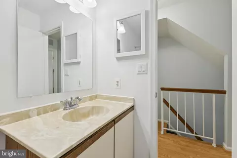 8485 Laurel Oak Dr, Springfield, VA 22153 photo 19