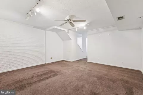 8485 Laurel Oak Dr, Springfield, VA 22153 photo 33
