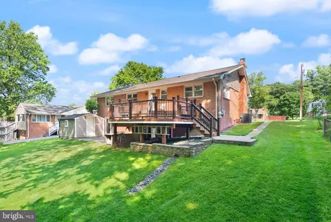 5634 Inverchapel Rd, Springfield, VA 22151 photo 9