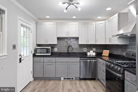 5634 Inverchapel Rd, Springfield, VA 22151 photo 21