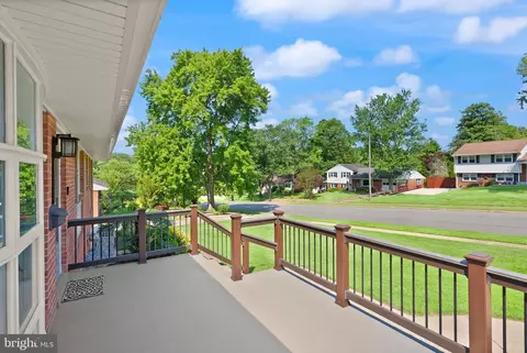 5634 Inverchapel Rd, Springfield, VA 22151 photo 5