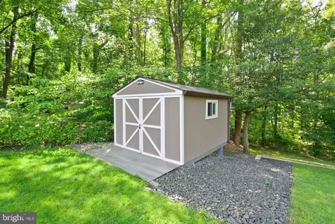 5634 Inverchapel Rd, Springfield, VA 22151 photo 59