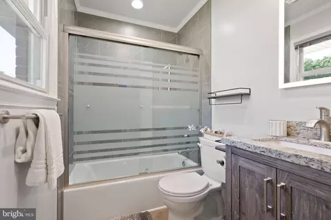 5634 Inverchapel Rd, Springfield, VA 22151 photo 30