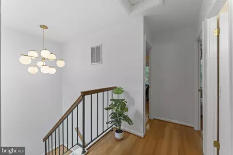 Entry Way - 11866 S Lakes Ct, Reston, VA 20191 photo 11 of 11