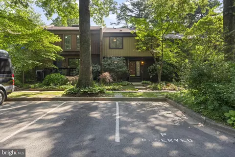 Other - 11866 S Lakes Ct, Reston, VA 20191 photo 12 of 29