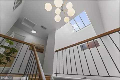 Entry Way - 11866 S Lakes Ct, Reston, VA 20191 photo 8 of 11