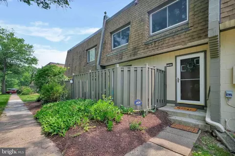 7900 San Leandro Pl #117D, Alexandria, VA 22309