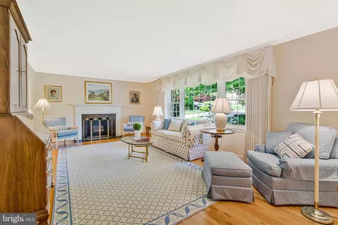 1441 Colleen Ln, Mclean, VA 22101 photo 4