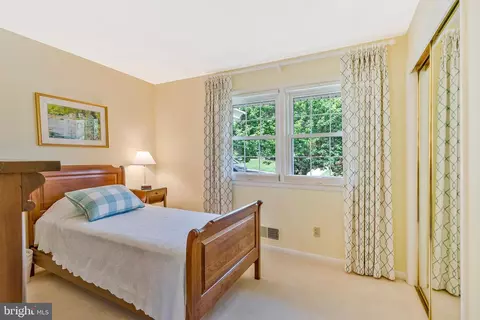 1441 Colleen Ln, Mclean, VA 22101 photo 23