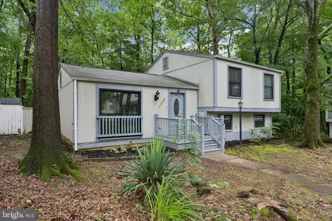 12309 Tigers Eye Ct, Reston, VA 20191