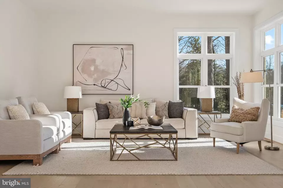 Living - 8619 Redwood, Vienna, VA 22180 photo 2 of 6