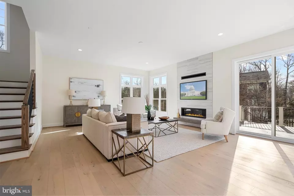 Living - 8619 Redwood, Vienna, VA 22180 photo 1 of 6