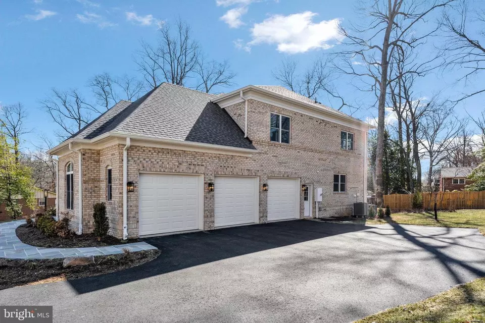 Other - 8619 Redwood, Vienna, VA 22180 photo 3 of 11