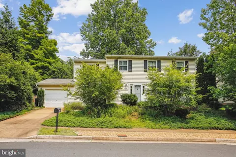 3030 Steven Martin Dr, Fairfax, VA 22031