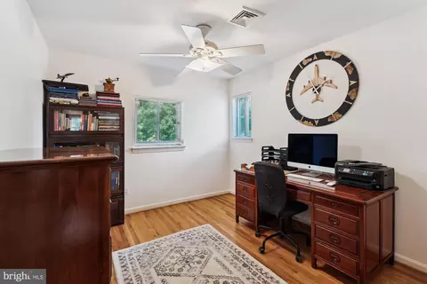 Other - 8510 Oakford Dr, Springfield, VA 22152 photo 6 of 9