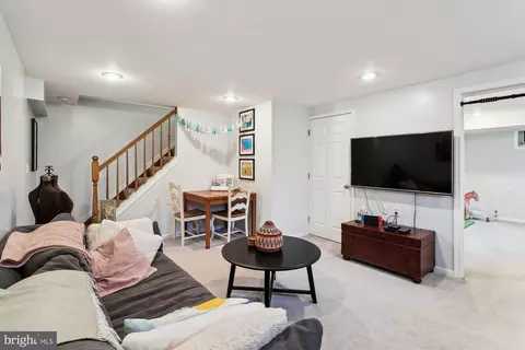 Other - 8510 Oakford Dr, Springfield, VA 22152 photo 7 of 9