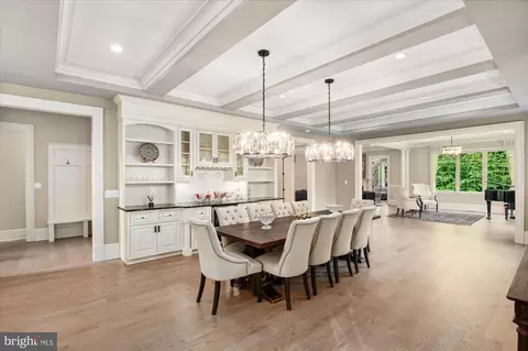 Dining - 6804 Benjamin St, Mclean, VA 22101 photo 8 of 8