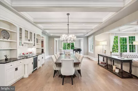 Dining - 6804 Benjamin St, Mclean, VA 22101 photo 7 of 8