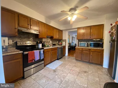 7225 Kousa Ln, Springfield, VA 22152 photo 7
