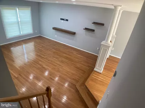 Living - 8726 Wadebrook Ter, Springfield, VA 22153 photo 7 of 14