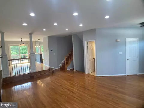 Living - 8726 Wadebrook Ter, Springfield, VA 22153 photo 3 of 14