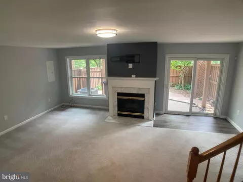 Living - 8726 Wadebrook Ter, Springfield, VA 22153 photo 10 of 14