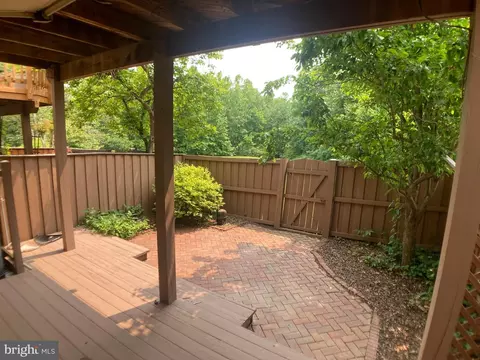 Exterior - 8726 Wadebrook Ter, Springfield, VA 22153 photo 4 of 7