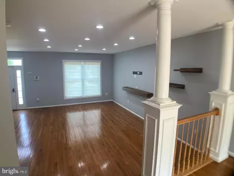 Living - 8726 Wadebrook Ter, Springfield, VA 22153 photo 6 of 14