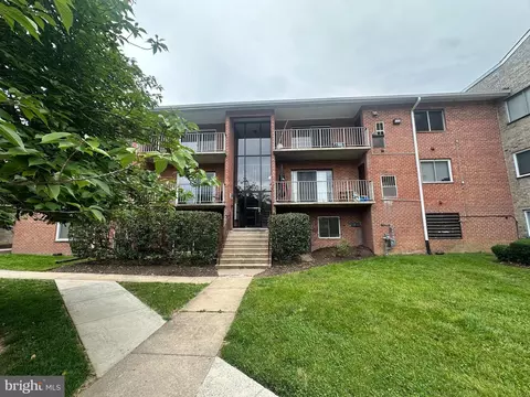 7990 Audubon Ave #C1, Alexandria, VA 22306