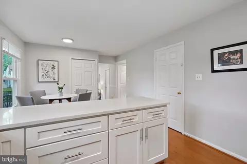 7109 Sontag Way, Springfield, VA 22153 photo 17