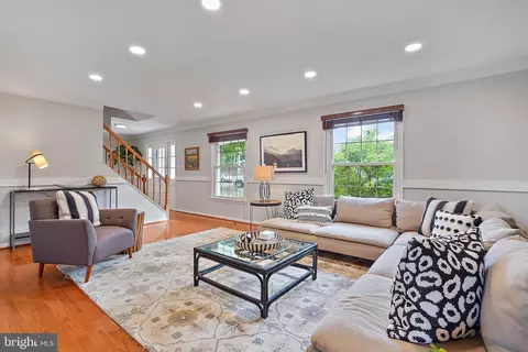 7109 Sontag Way, Springfield, VA 22153 photo 7