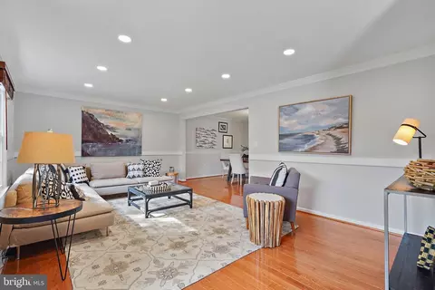 7109 Sontag Way, Springfield, VA 22153 photo 6