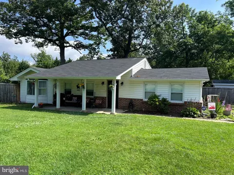 7620 Wiley Dr, Lorton, VA 22079