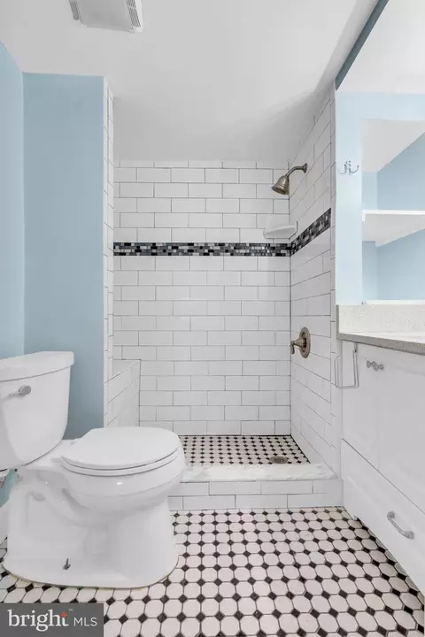 6809 Braddock Rd, Springfield, VA 22151 photo 44