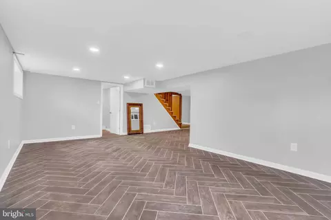 6809 Braddock Rd, Springfield, VA 22151 photo 40