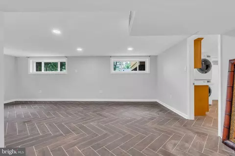 6809 Braddock Rd, Springfield, VA 22151 photo 37