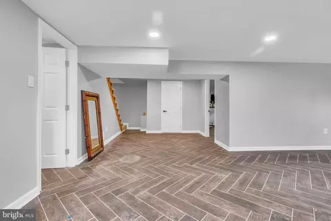 6809 Braddock Rd, Springfield, VA 22151 photo 41
