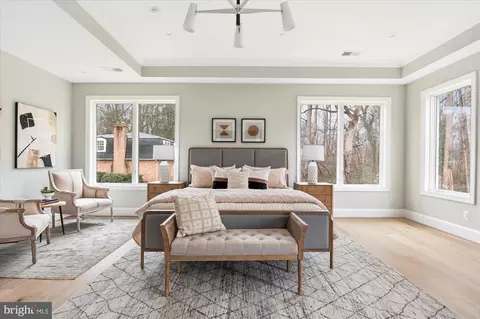 Bedroom - 7008 Arbor Ln, Mclean, VA 22101 photo 6 of 9